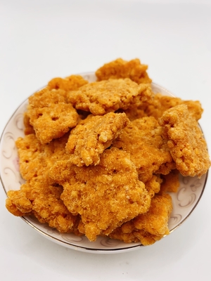 소금 달걀 노른자 마른 고기 실 고밀 한 쌀 크래커 혼합품 풍요롭고 부드러운 향기 잔잔한 쌀 튀긴 쌀 껍질 구오바