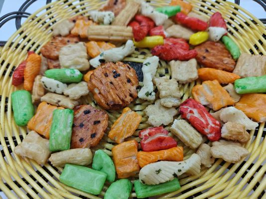 오리지널 맞춤형 맛 혼합 쌀 과자 버라이어티 팩 대량 포장 (기름 성분 포함)