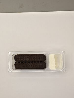 우유 크림 디프 크립스 35% 우유 고체 및 칸막이 포장 - 락토즈가 감소 된 건강한 간식 혼합물