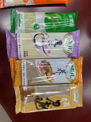 베간 건강한 급속 증자 메밀 곤약 시금치 국수 BRC는 증명했습니다