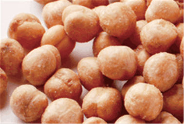 크기에 의하여 체질되는 불에 구워진 Chickpeas 식사, 파삭파삭한 황색에 의하여 불에 구워지는 Chickpeas 좋은 맛