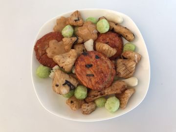 맛있은 밥 크래커 혼합 식사 미량 원소는 위를 위해 좋았던 포함했습니다