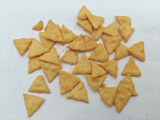 건강한 천연 밀가루 바삭한 삼각 비스킷